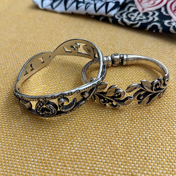 2 Brighton Bangle bracelets with bags - Picture 1 of 8